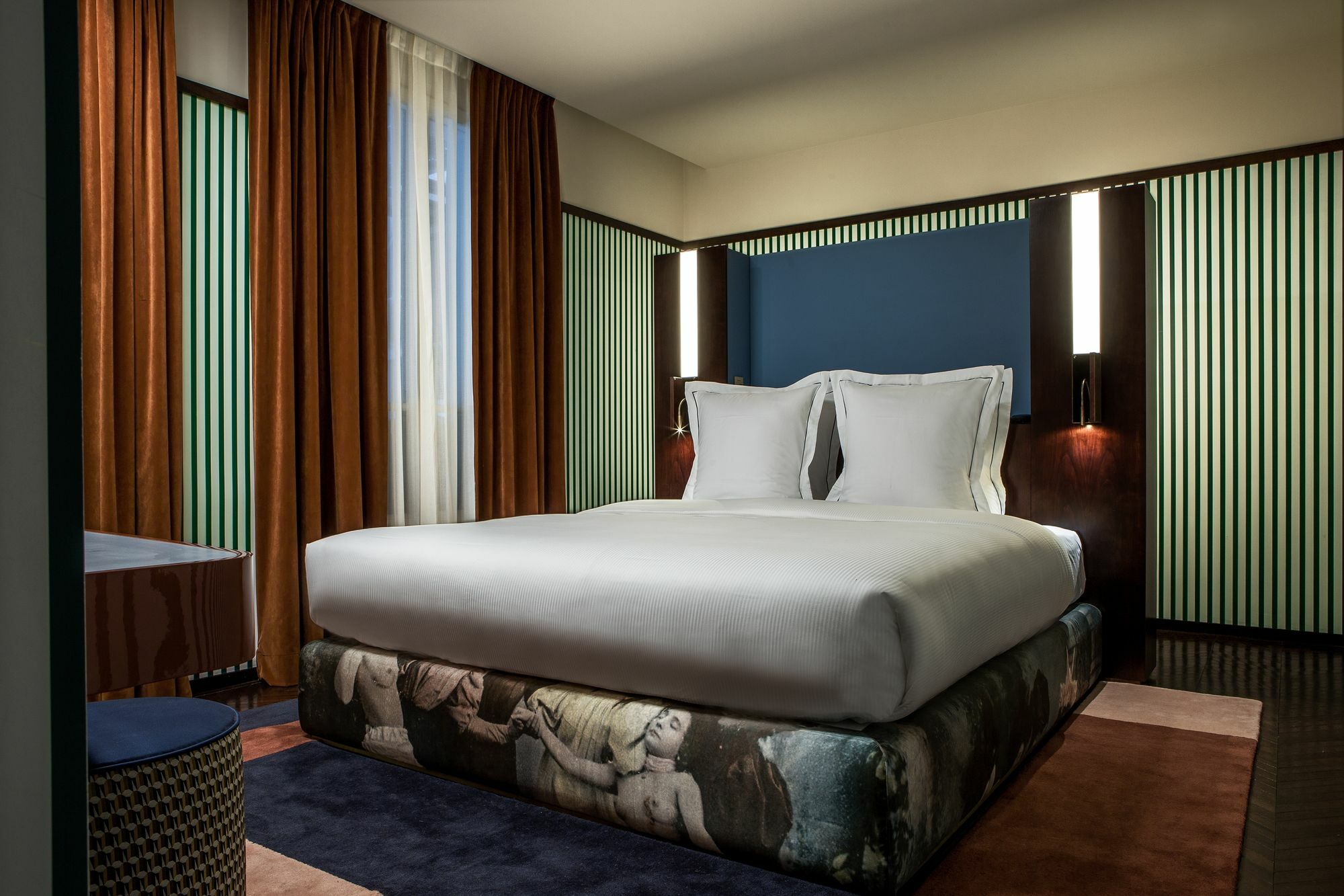 Du Rond-point Des Champs-elysees - Esprit De France Hotel Parijs